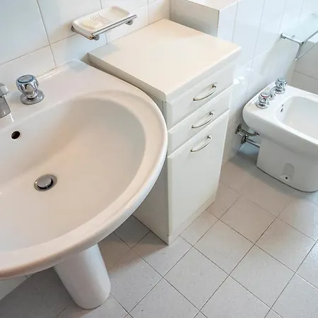 S220 - Sirolo, Trilocale In Centro Con Terrazzo Sirolo