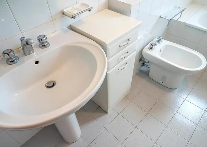 S220 - Sirolo, Trilocale In Centro Con Terrazzo Sirolo